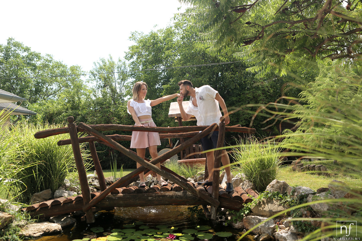 Cant Wait - S25:E12 image 1
