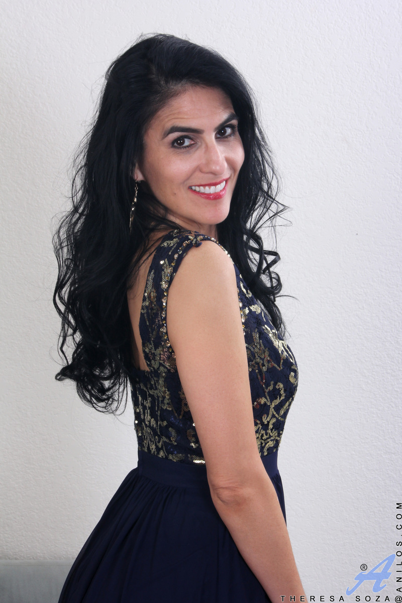 Mature Beauty image 1