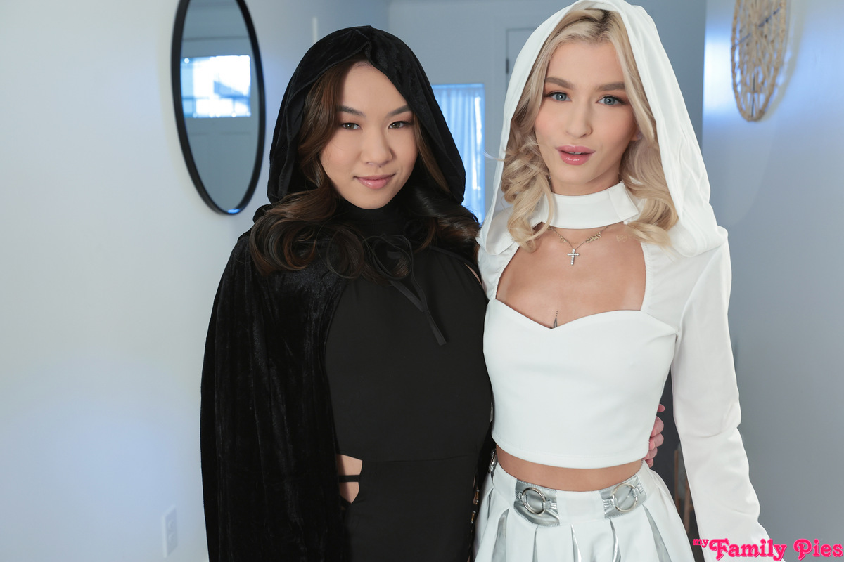 Stepsis Joins The Lust Side - S37:E4 image 1
