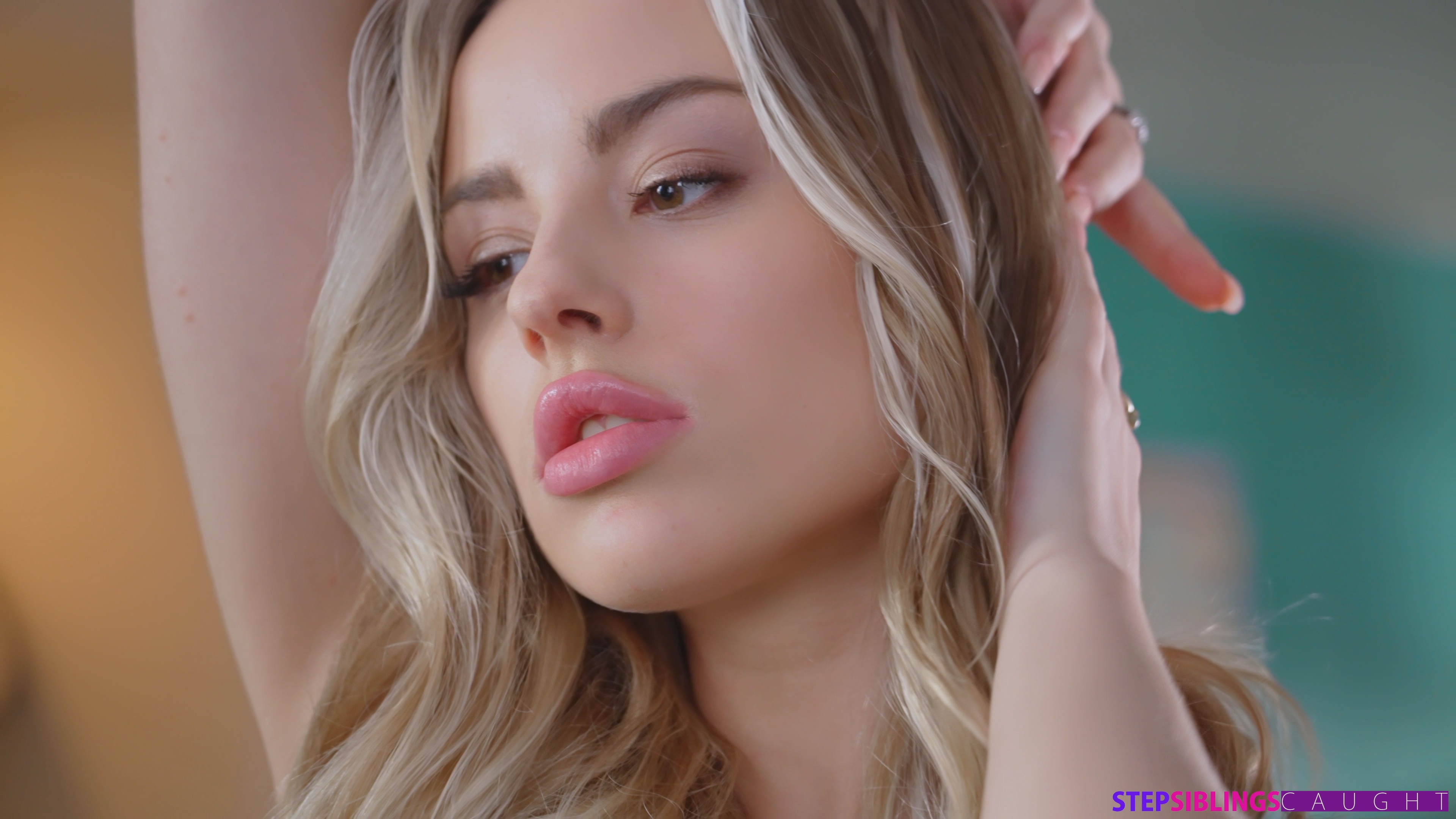 April 2022 Flavor Of The Month Anna Claire Clouds - S2:E9 image 5
