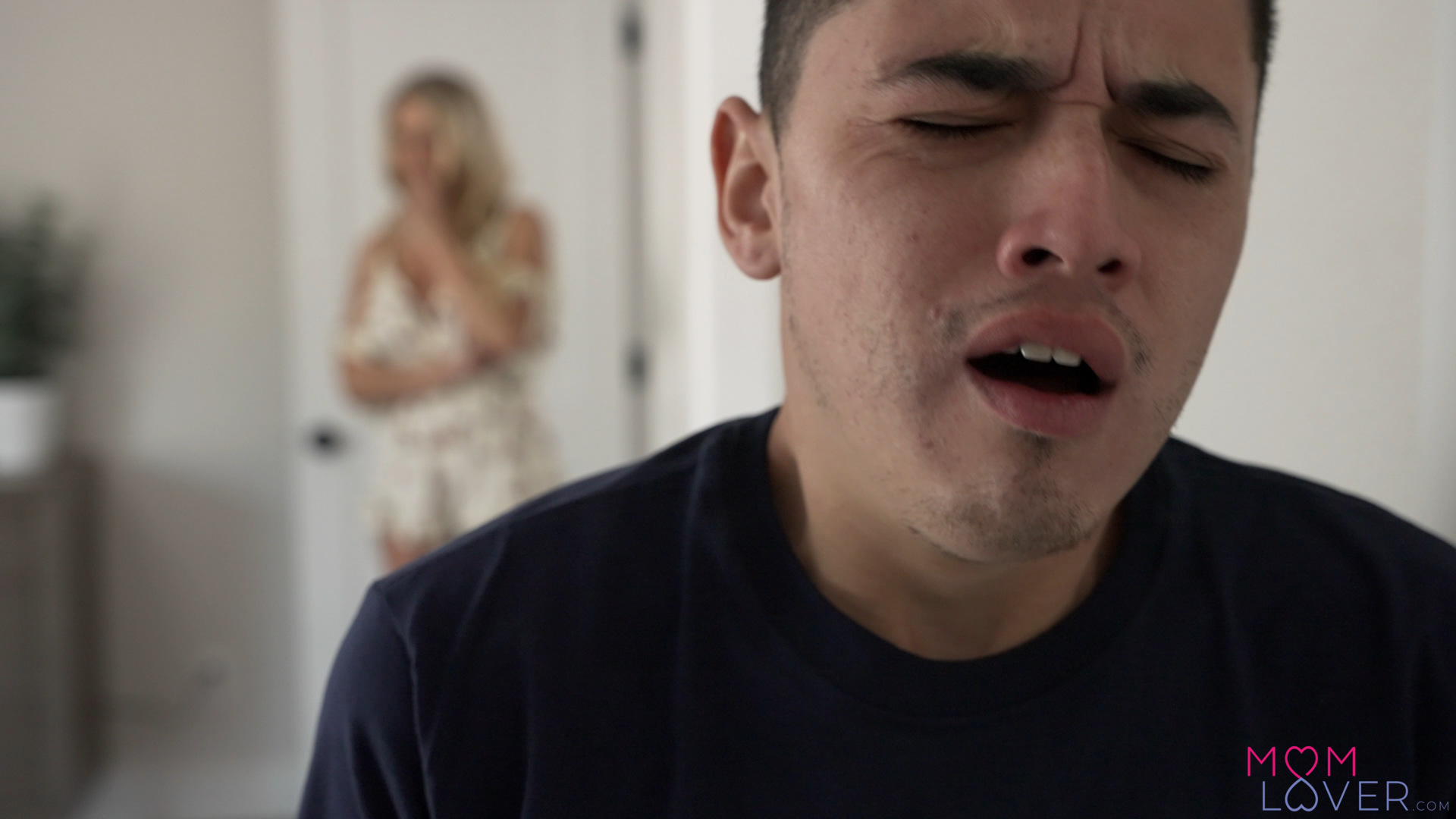 Cumming In My Stepmoms Face Cream - S1:E1 image 3