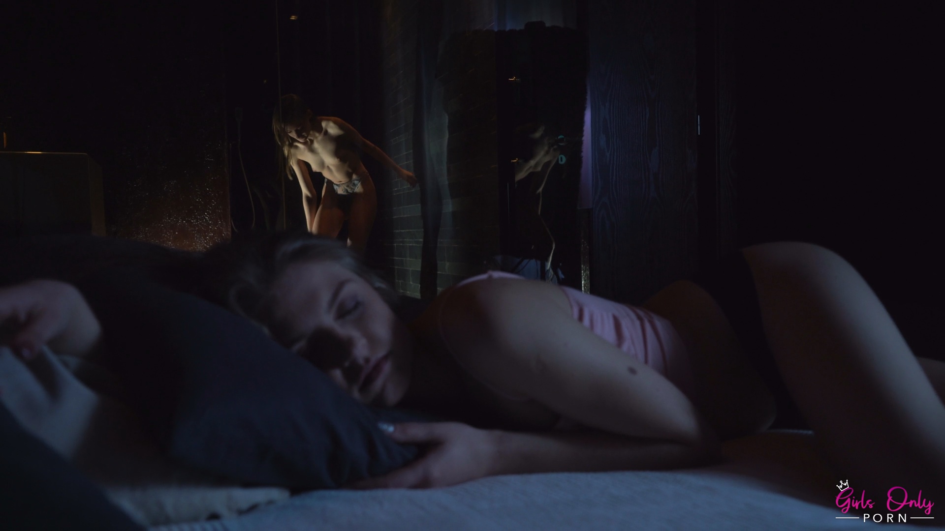 Dont Wait Up - S3:E3 image 4