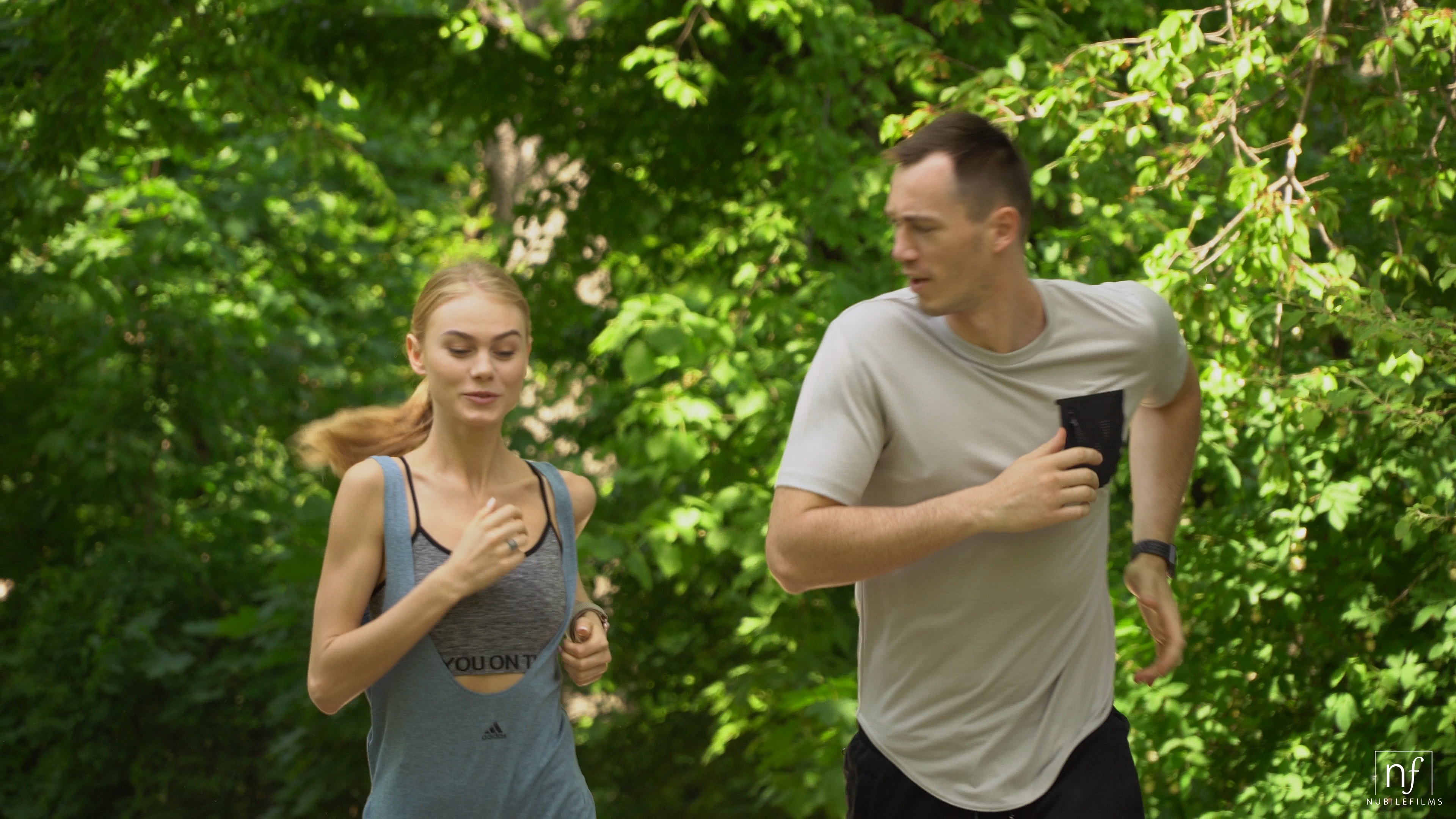 Endless Love - S29:E6 image 1