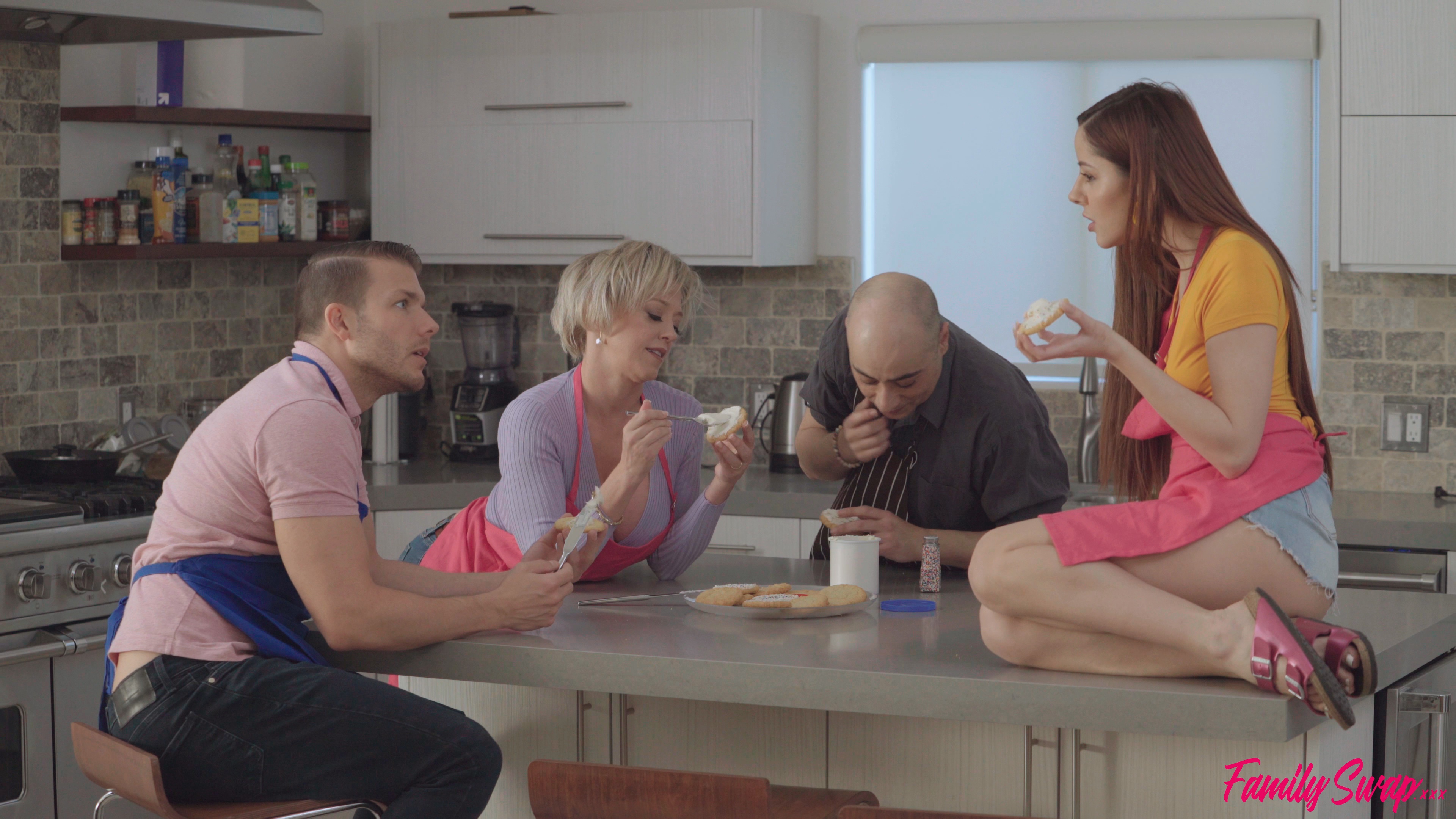My Family Swap Sister - S1:E3 image 1
