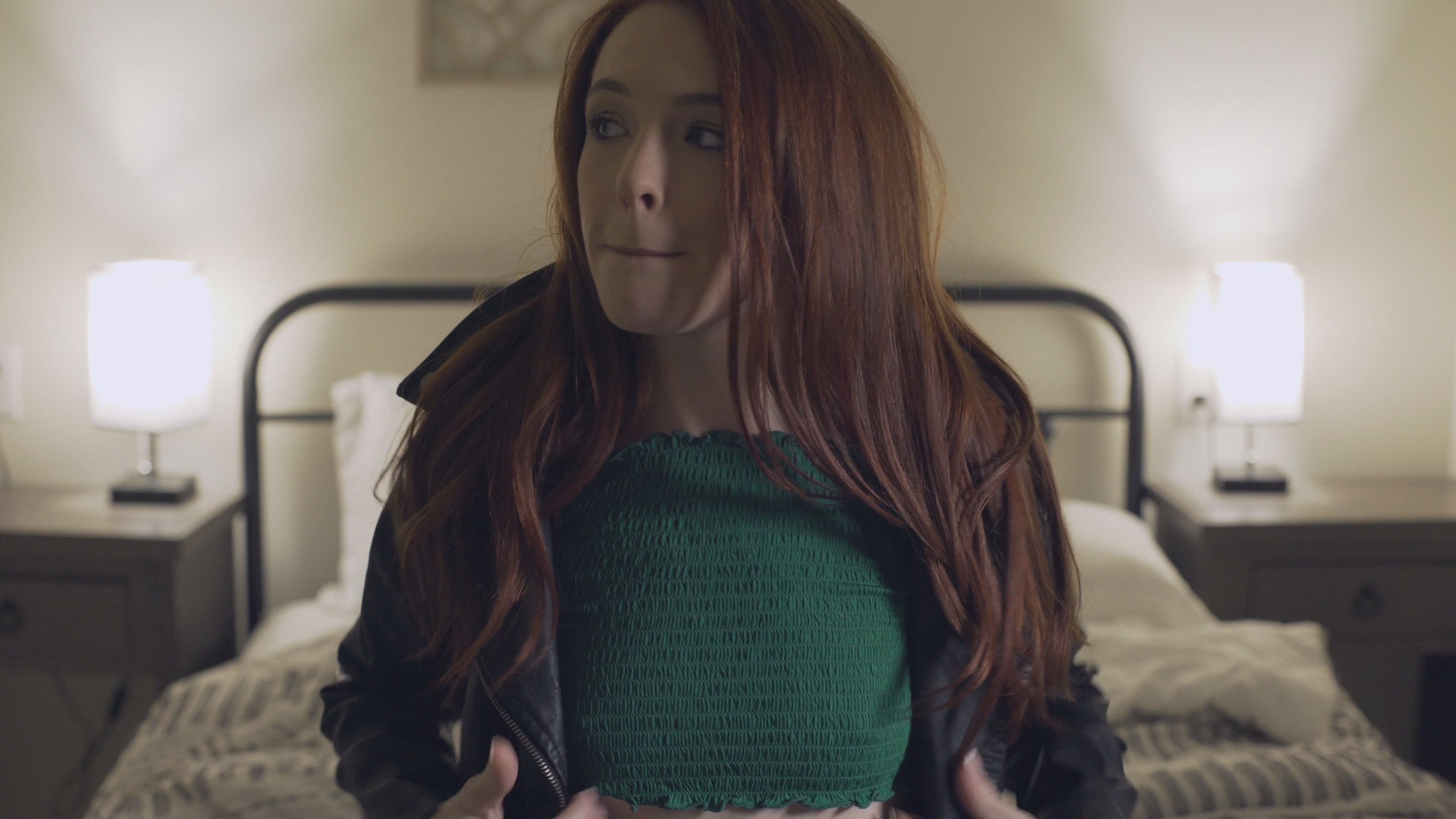 My Step Sisters First Time - S5:E5 image 3
