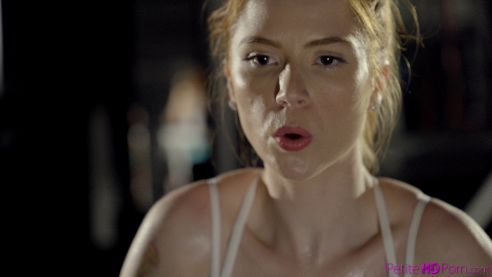 Redhead Creampie - S1:E10 image 2
