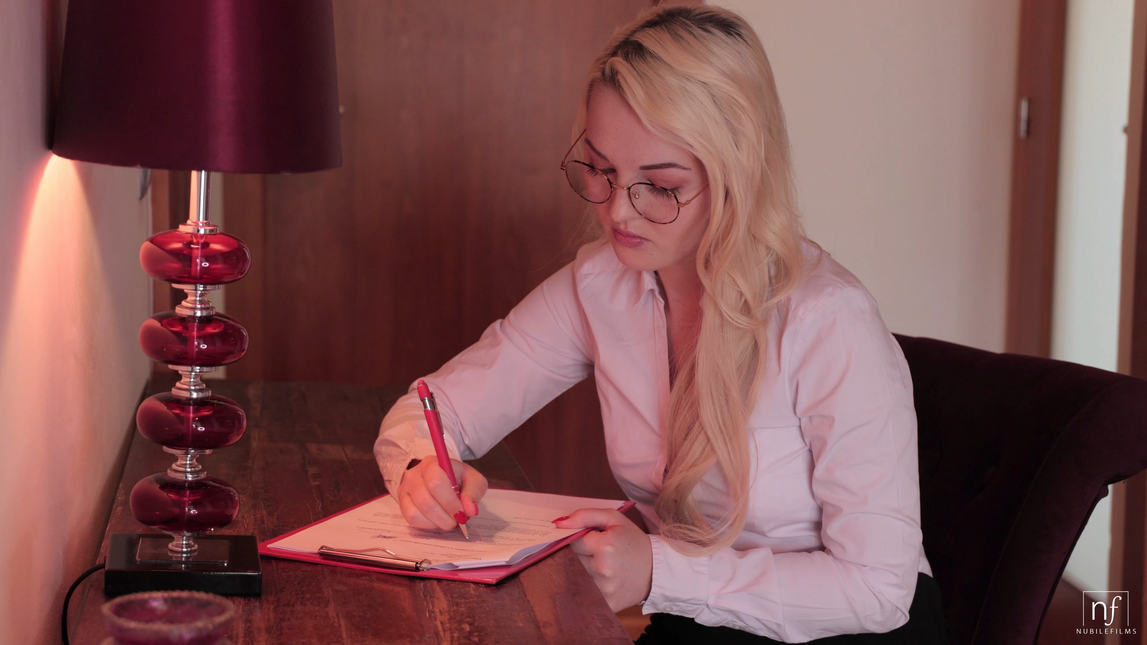 Study Break - S40:E19 image 1