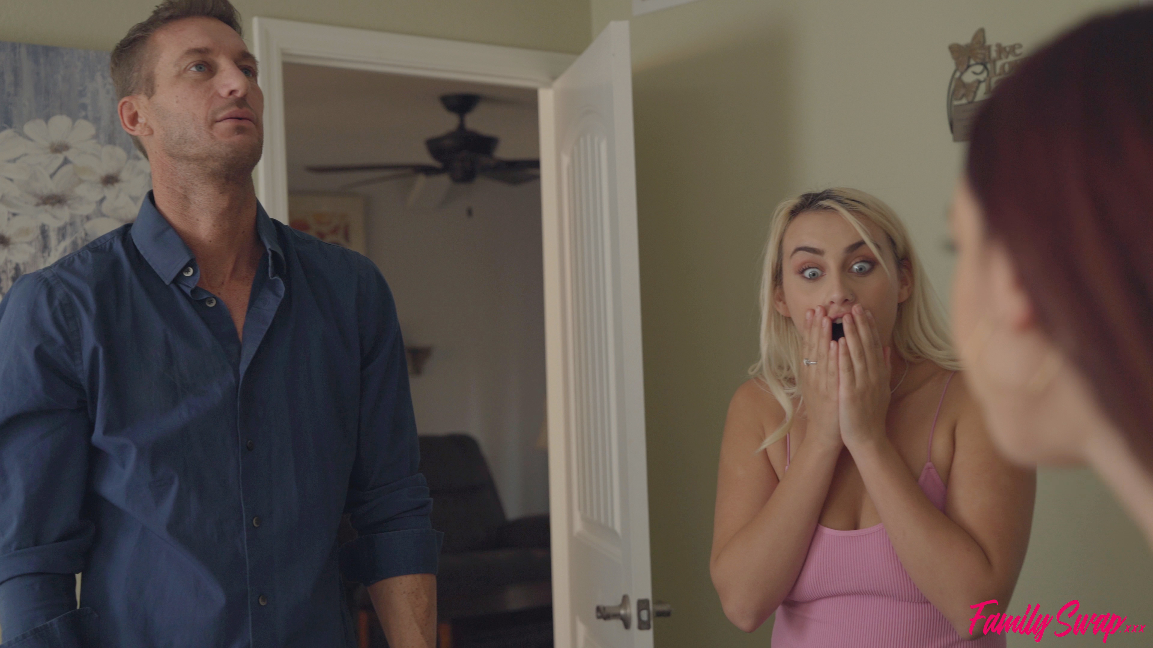 Swap Mom Keeps Touching My Penis - S2:E10 image 6