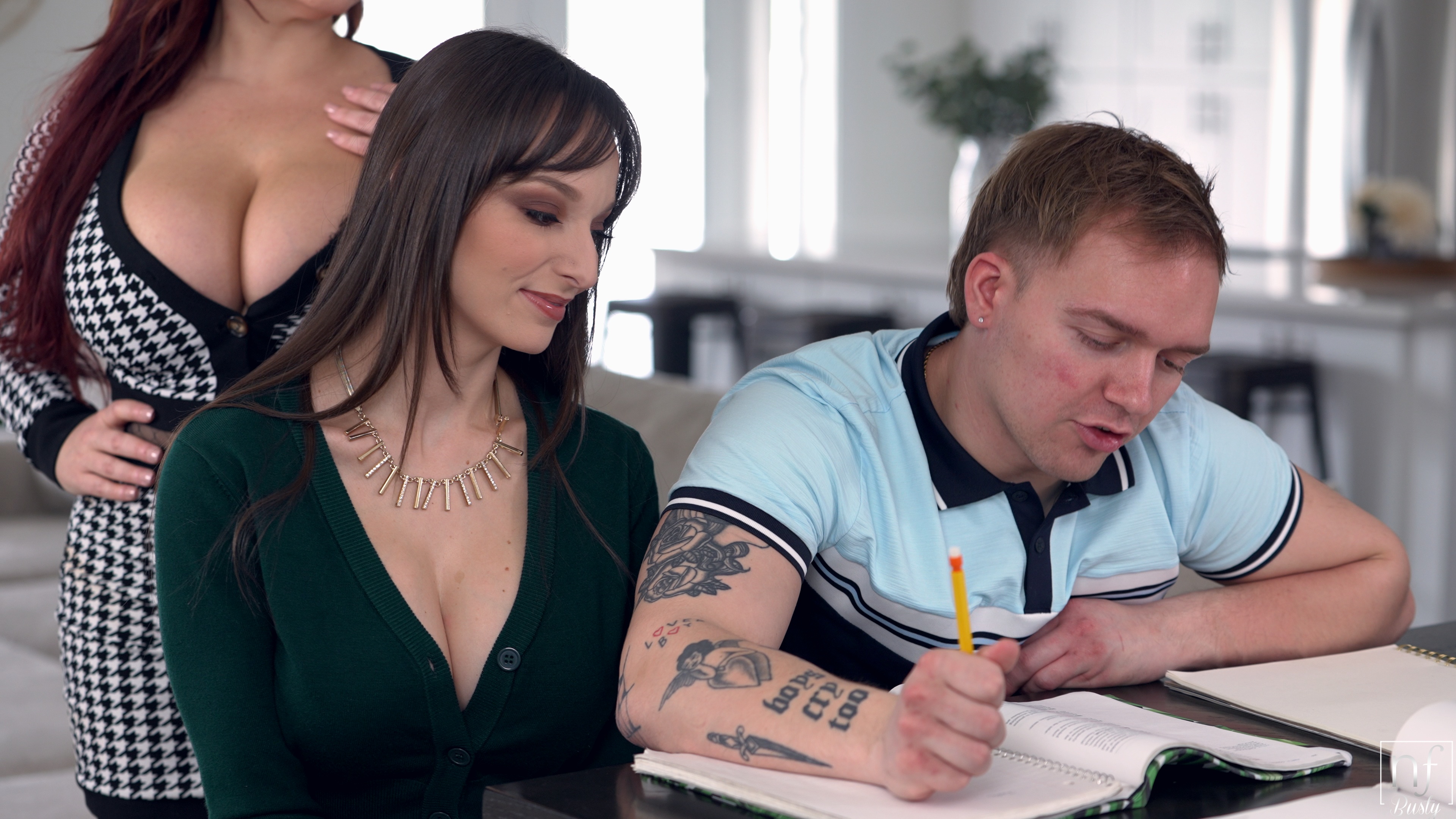 The Only Way To Study - S18:E10 image 1